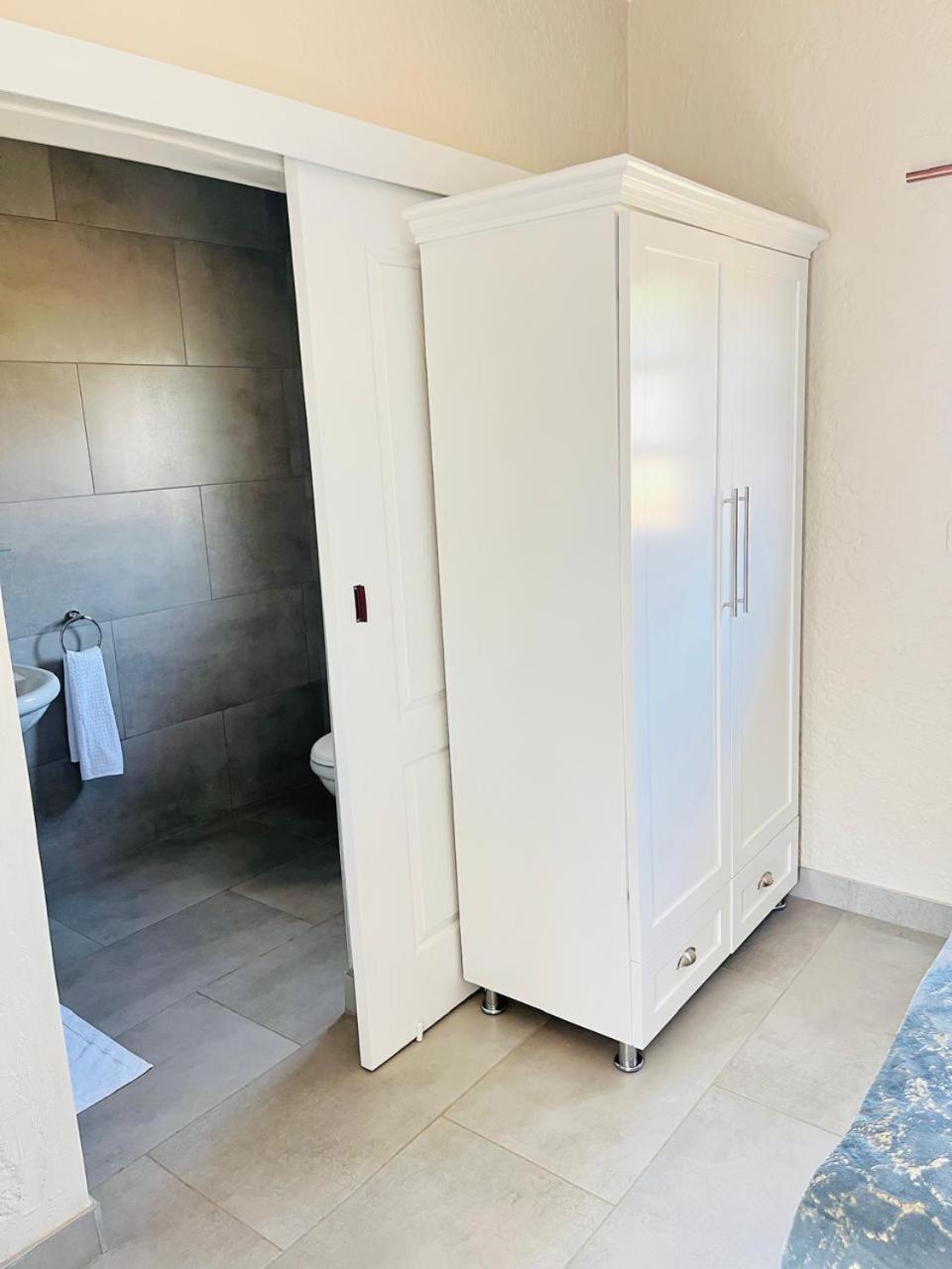 Oak Gardens Bed And Breakfast Ньюкасл Екстер'єр фото