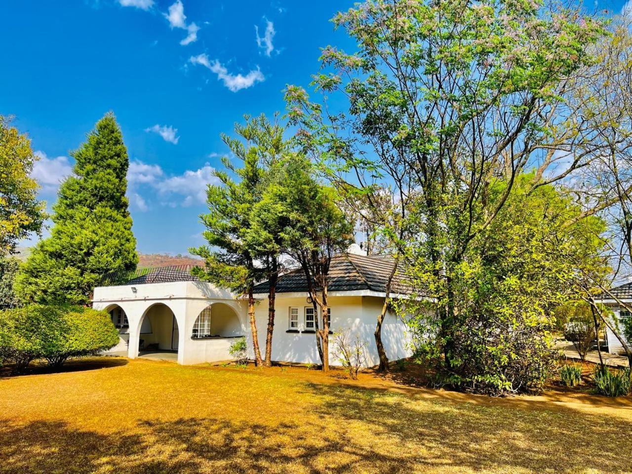 Oak Gardens Bed And Breakfast Ньюкасл Екстер'єр фото